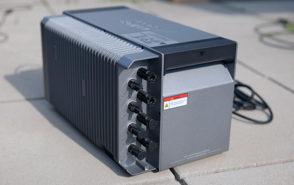 Anker Solix Solarbank 2 Pro: 4 MPP Tracker / Anschlüsse Solarmodule