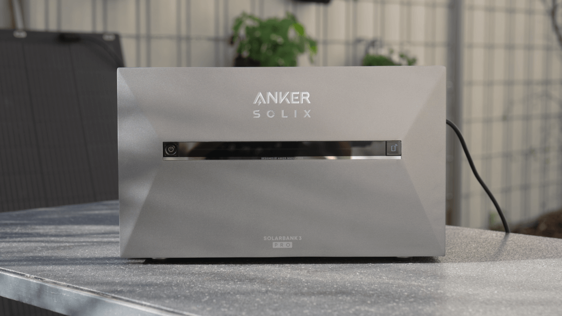 Anker Solix Solarbank 3 E2700 Pro im Test: Bester Balkonkraftwerk Speicher mit KI