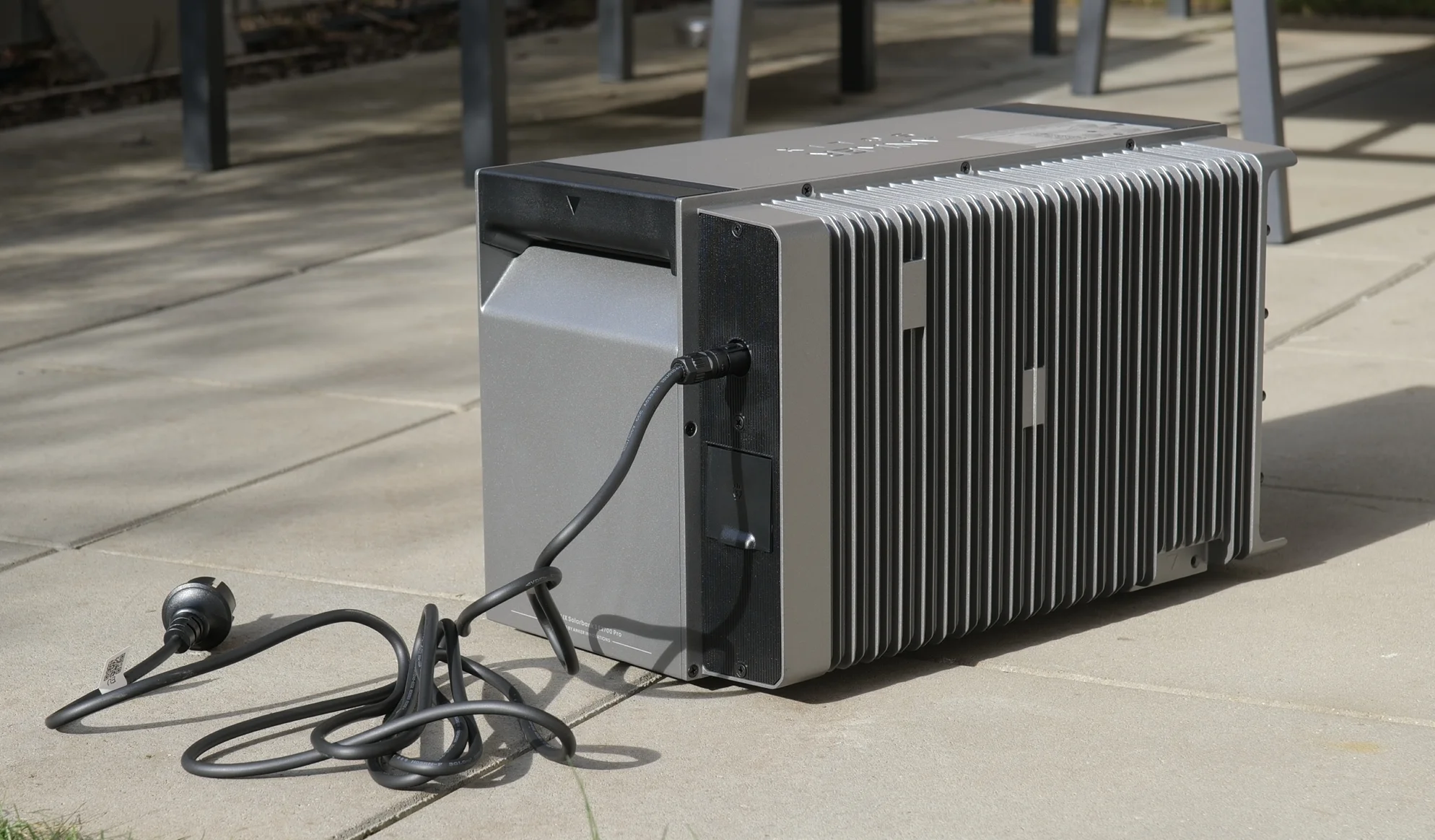 Integrierter bidirektionaler Hybrid Wechselrichter Anker Solix Solarbank 3 Pro