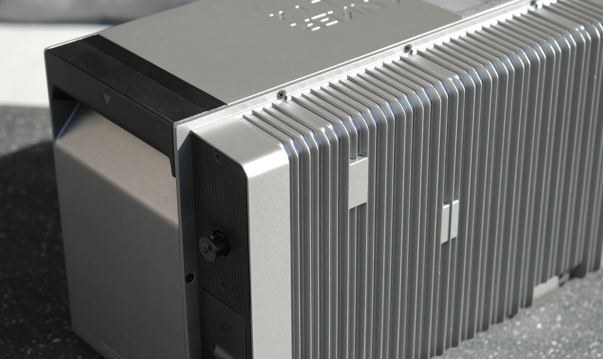Hochwertiger Aluminium orpus, sehr gute Verarbeitung bei der Solarbank 3