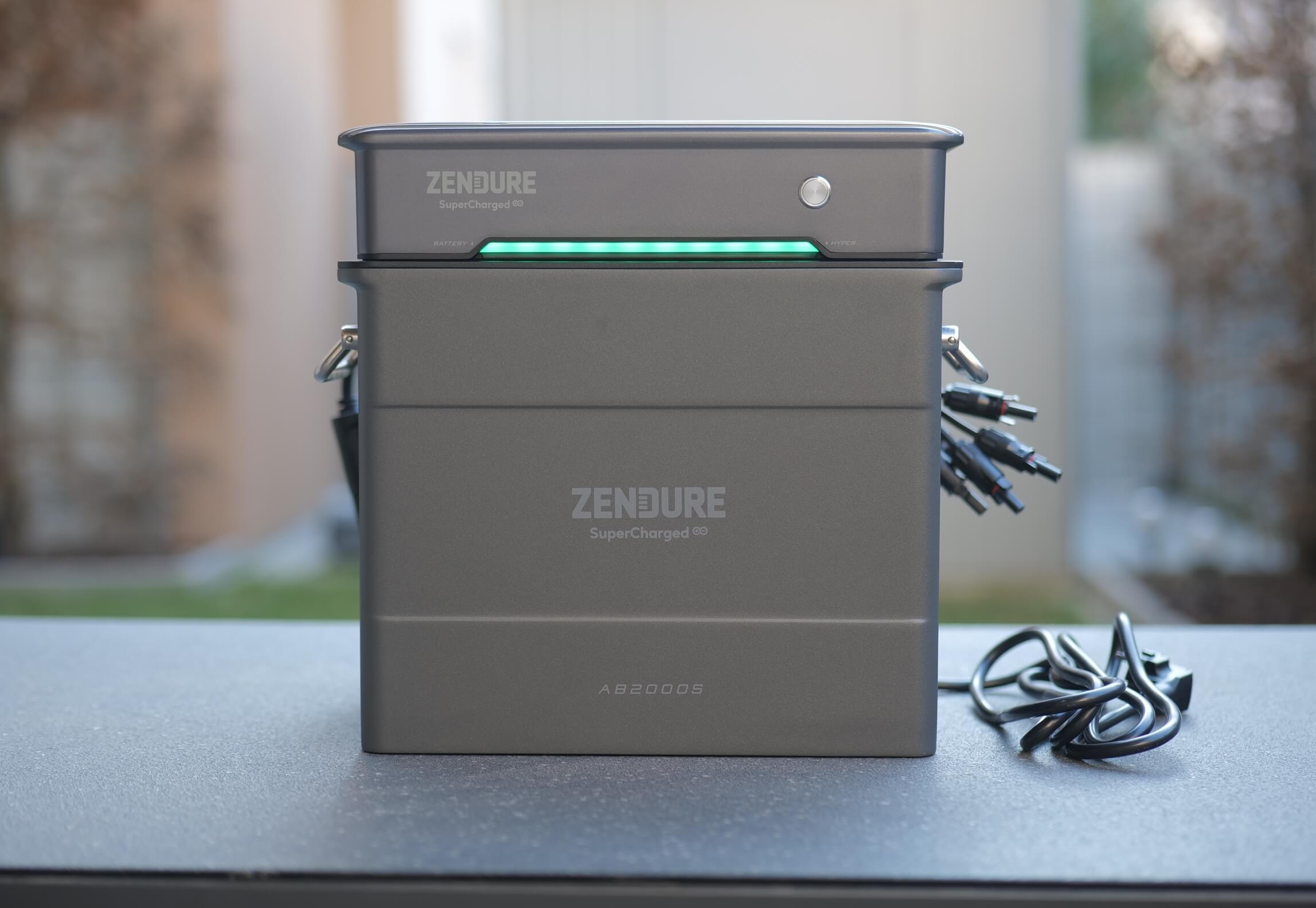 Zendure Hyper 2000 mit AB2000S Batteriemodul